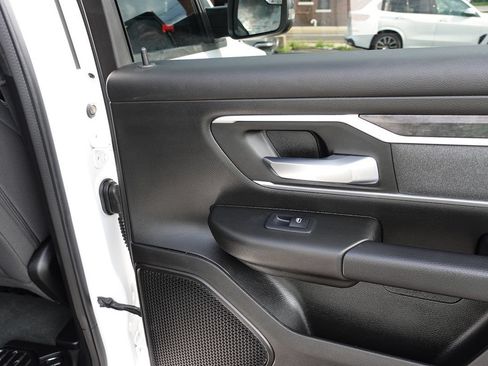 Used 2023 RAM 1500 Big Horn AWD/4WD image 29
