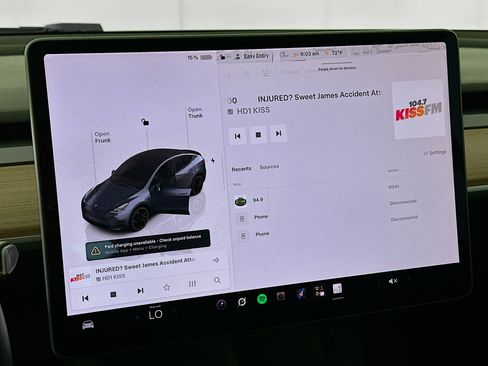 Used 2022 Tesla Model Y Performance AWD/4WD image 19