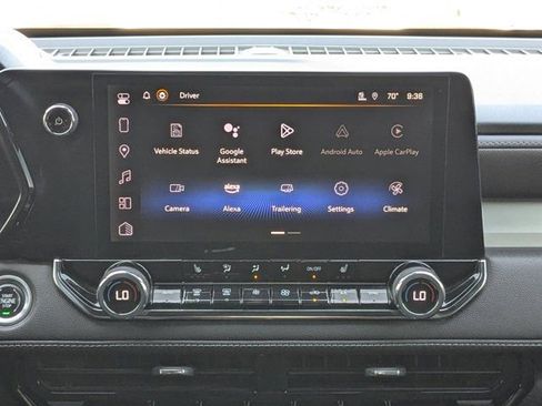 Used 2023 Chevrolet Colorado LT w/ LT Convenience Package II image 18