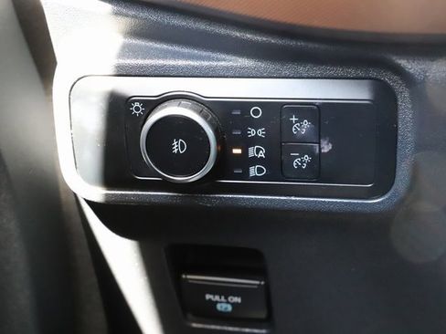 Used 2024 Ford Bronco Outer Banks image 36