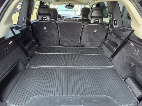 Used 2022 Volvo XC90 T5 Momentum w/ Advanced Package AWD/4WD image 13