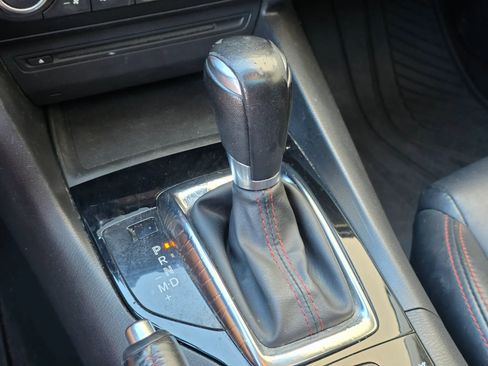 Used 2014 MAZDA MAZDA3 i Grand Touring image 24