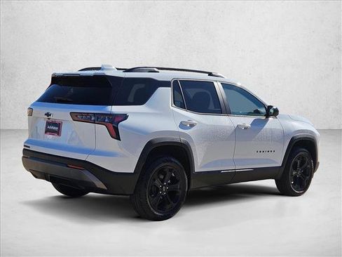 New 2026 Chevrolet Equinox LT w/ Midnight Edition FWD image 2