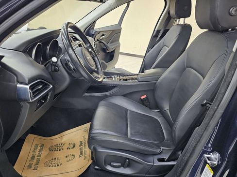 Used 2018 Jaguar F-PACE Premium AWD/4WD image 19