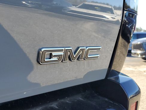 New 2025 GMC Hummer EV 2X image 6