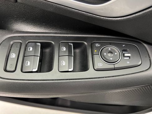 Used 2025 Hyundai Sonata SEL AWD/4WD image 15