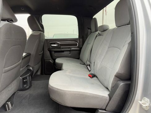 Used 2024 RAM 2500 Big Horn image 28