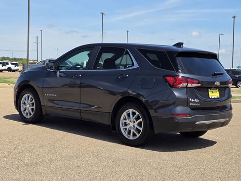 Used 2023 Chevrolet Equinox LT FWD image 8