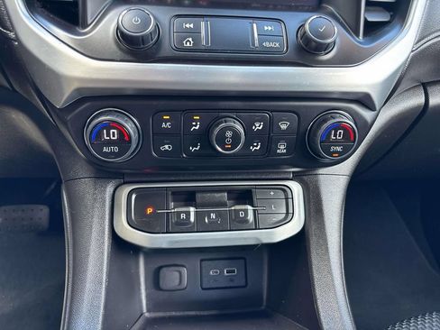 Used 2023 GMC Acadia SLE w/ Driver Convenience Package AWD/4WD image 26