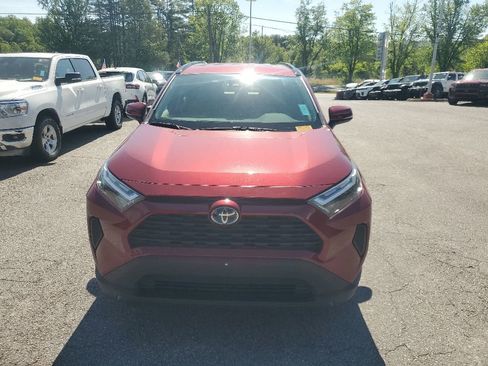 Used 2024 Toyota RAV4 LE AWD/4WD image 3
