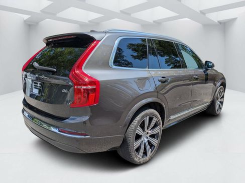 Used 2023 Volvo XC90 B6 Ultimate AWD/4WD image 3