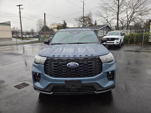 New 2026 Ford Explorer ST-Line w/ ST-Line Street Pack AWD/4WD image 2