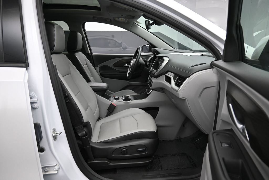 Used 2024 GMC Terrain SLT w/ Infotainment Package II AWD/4WD image 28