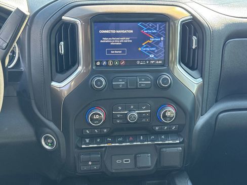 Used 2021 Chevrolet Silverado 3500 High Country image 30