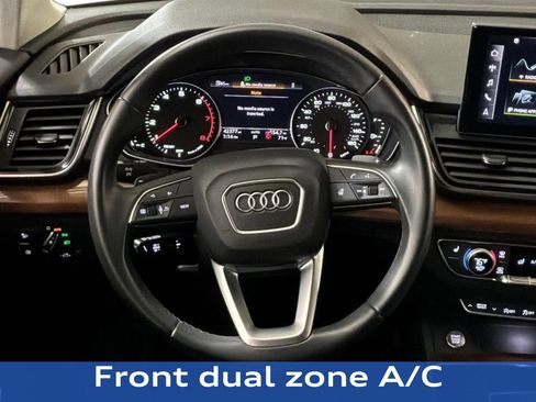 Used 2023 Audi Q5 2.0T Premium w/ Convenience Package AWD/4WD image 12