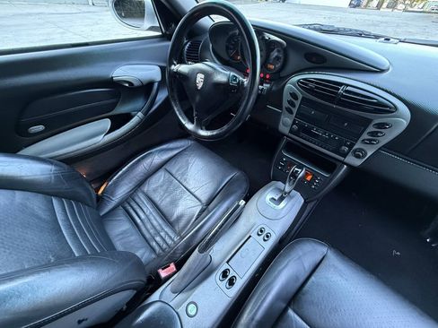 Used 2002 Porsche Boxster RWD image 2