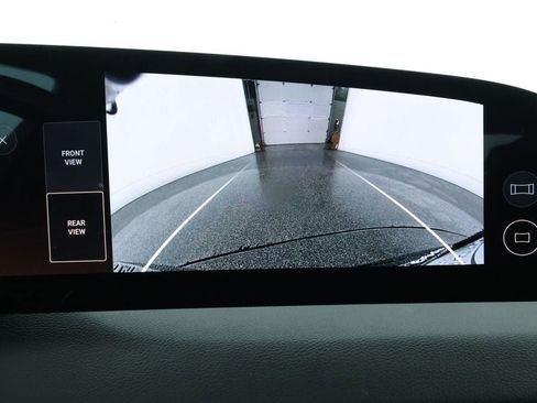 Used 2023 Lucid Air Touring image 17