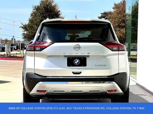 Used 2022 Nissan Rogue Platinum w/ Head-Up Display Package FWD image 6