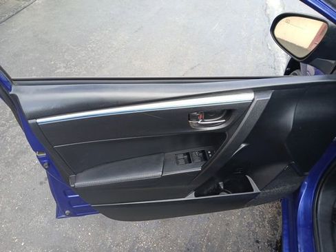 Used 2015 Toyota Corolla S image 25