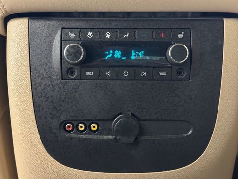 Used 2013 GMC Yukon Denali image 18