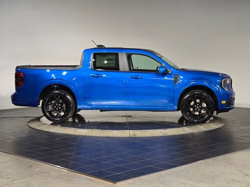 New 2025 Ford Maverick Lobo image 5