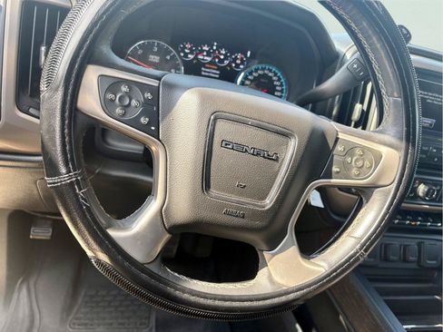 Used 2017 GMC Sierra 1500 Denali AWD/4WD image 25
