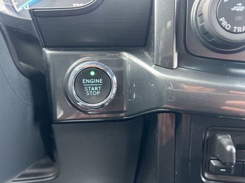 Used 2022 Ford F150 XLT w/ Equipment Group 302A High image 27