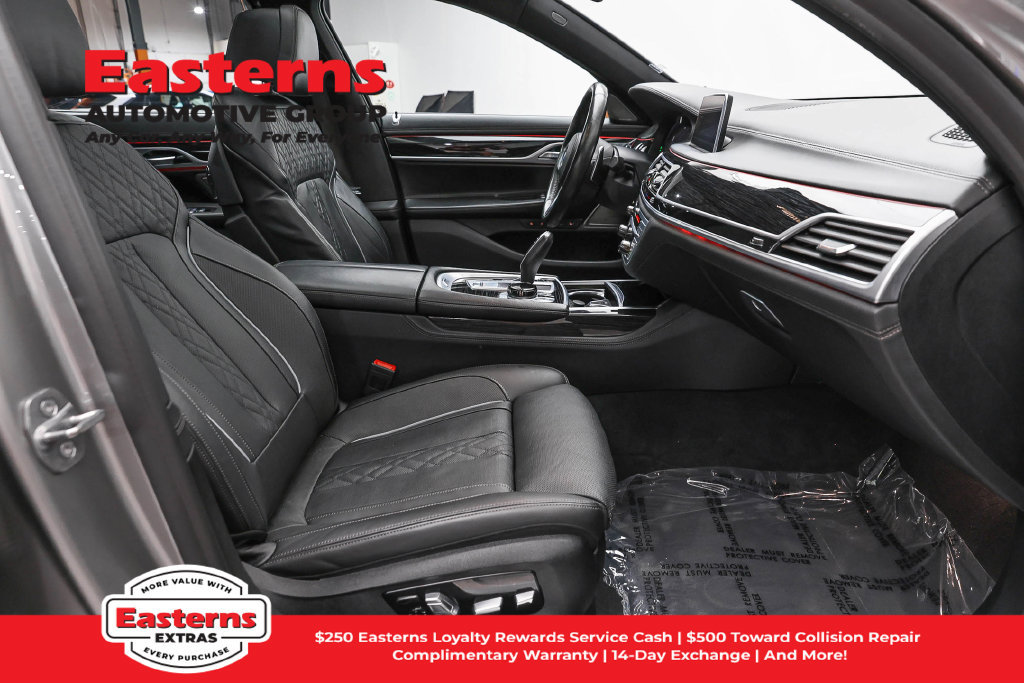Used 2020 BMW 750i xDrive w/ Executive Package AWD/4WD image 27