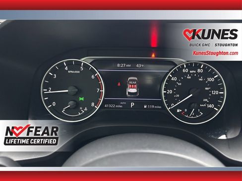 Used 2023 Nissan Rogue SV w/ SV Premium B Package image 14