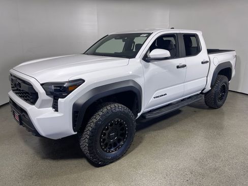New 2025 Toyota Tacoma TRD Off-Road image 7