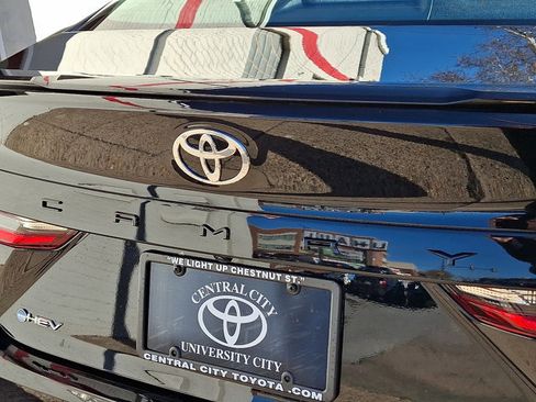 Used 2026 Toyota Camry SE image 29