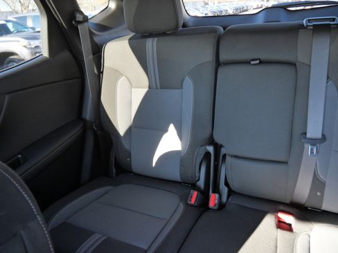 Used 2025 Chevrolet Blazer LT AWD/4WD image 12
