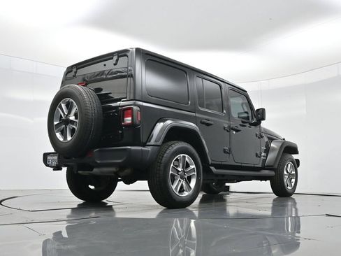 Used 2020 Jeep Wrangler Unlimited Sahara image 50