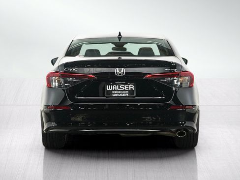Used 2024 Honda Civic Sport image 4