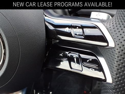 Used 2026 Mercedes-Benz GLC 300 image 10