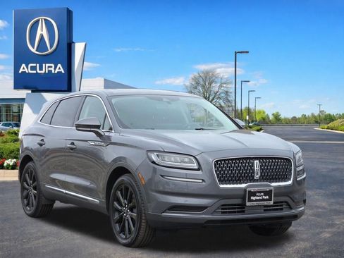 Used 2021 Lincoln Nautilus Reserve w/ Monochromatic Package AWD/4WD image 6
