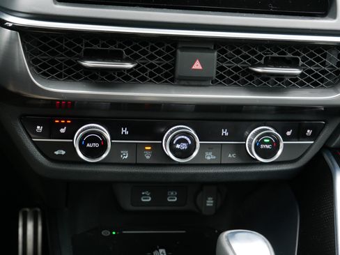 Used 2025 Acura ADX A-Spec image 23