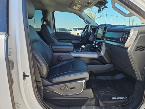 Used 2023 Ford F150 Lariat image 27