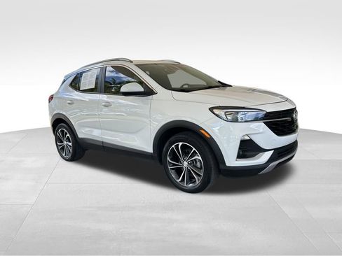 Used 2022 Buick Encore GX Select image 2