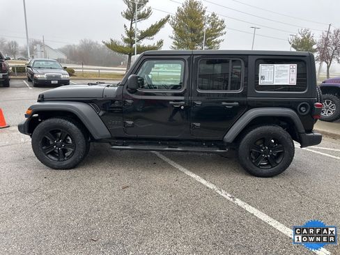Used 2021 Jeep Wrangler Unlimited Sport image 17