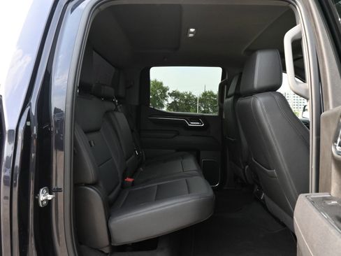 Used 2025 GMC Sierra 1500 SLT RWD image 24