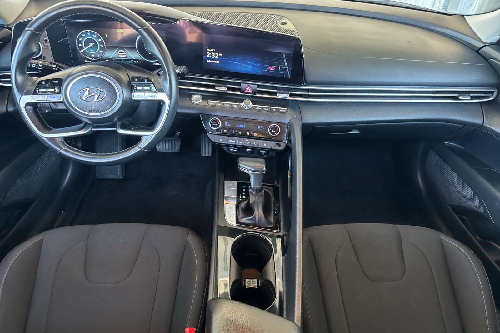 Used 2023 Hyundai Elantra SEL w/ Convenience Package FWD image 16