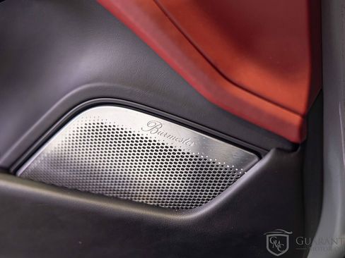 Used 2020 Porsche Taycan Turbo S image 32