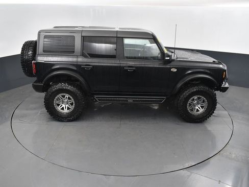 Used 2024 Ford Bronco Wildtrak image 30