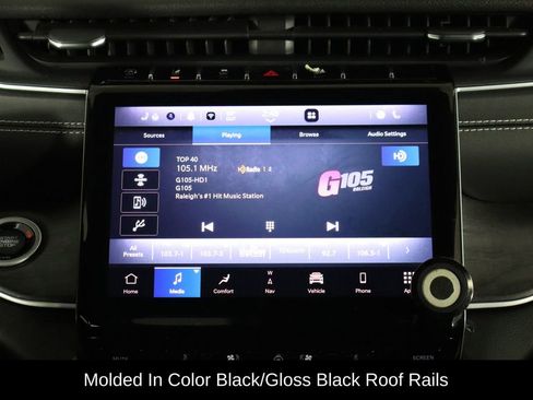 Used 2023 Jeep Grand Cherokee Limited w/ Luxury Tech Group II AWD/4WD image 27