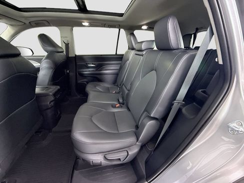 Used 2026 Toyota Grand Highlander FWD image 21