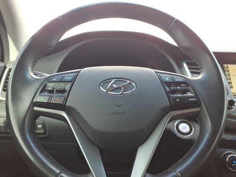 Used 2016 Hyundai Tucson Limited image 28