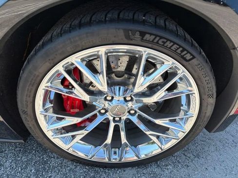 Used 2016 Chevrolet Corvette Z06 w/ 3LZ Preferred Equipment Group RWD image 14
