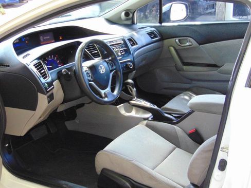 Used 2013 Honda Civic LX image 14