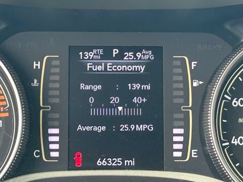 Used 2019 Jeep Cherokee Latitude w/ Popular Appearance Group AWD/4WD image 21